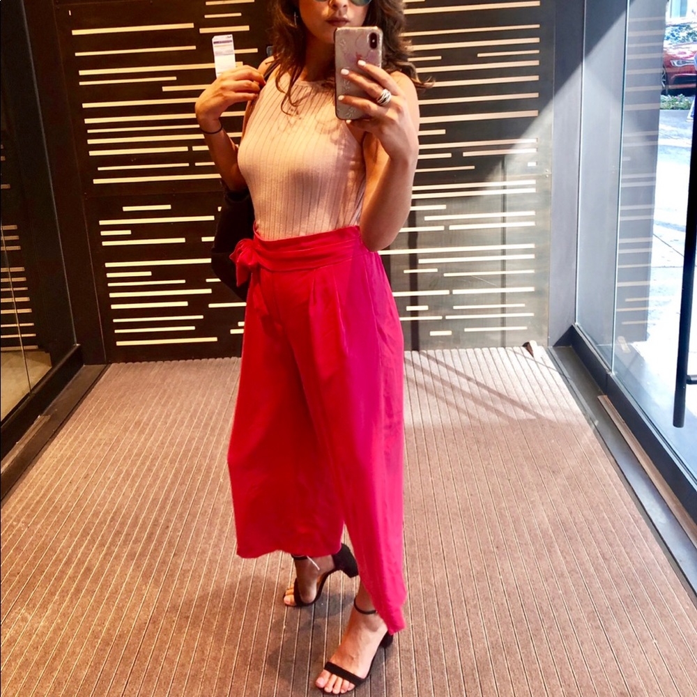 Hot pink Zara pants!!